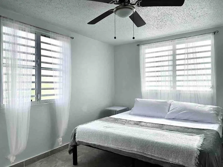 Casa Gumamela - Bright & Spacious 6-Bedroom Units サンジョアン